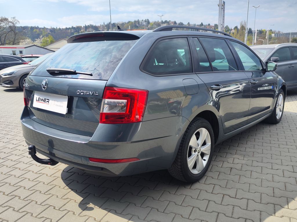 skoda-octavia-1-6-tdi-85kw-ambition-plus - 4