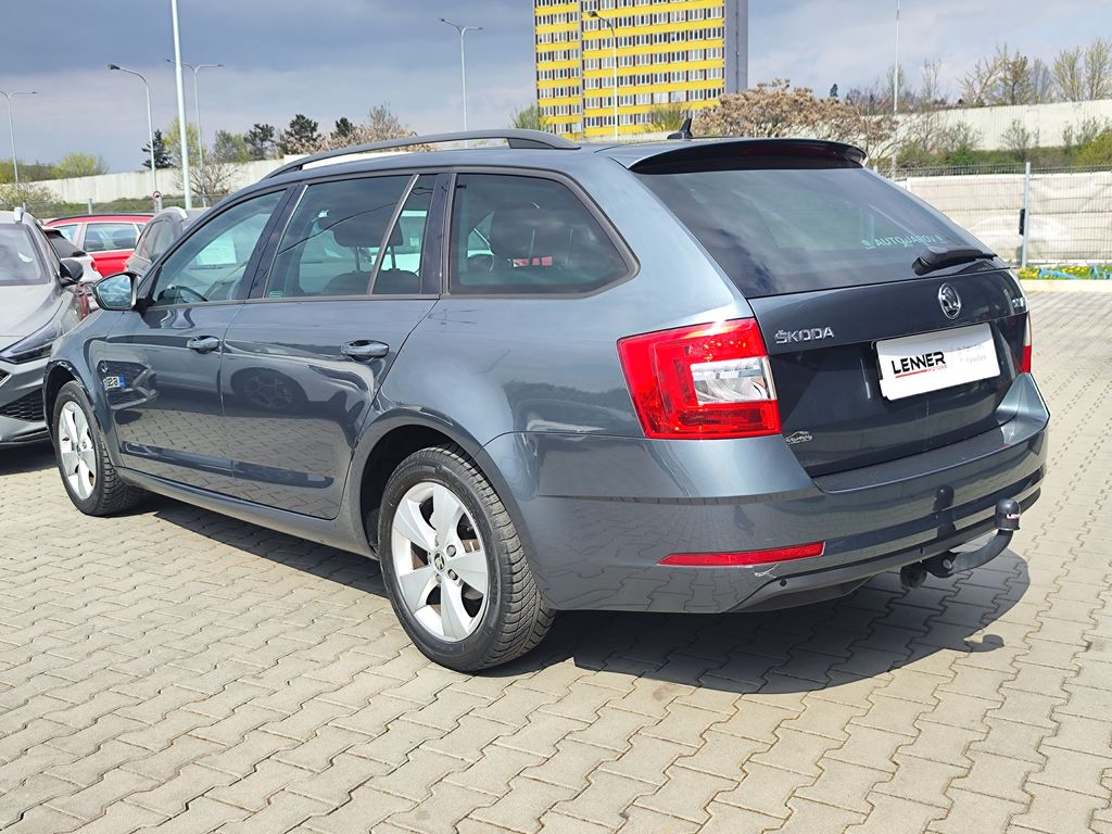 skoda-octavia-1-6-tdi-85kw-ambition-plus - 6