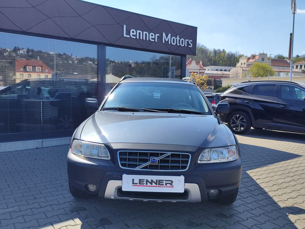 volvo-xc70-d5-2-4-120kw - 1