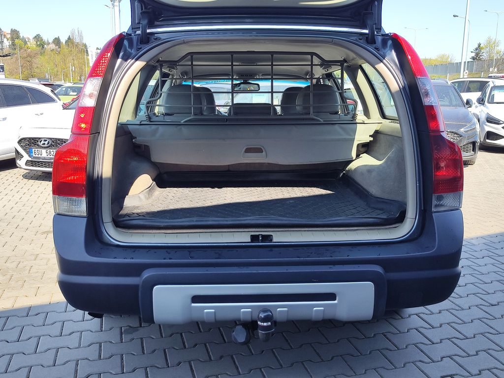 volvo-xc70-d5-2-4-120kw - 8
