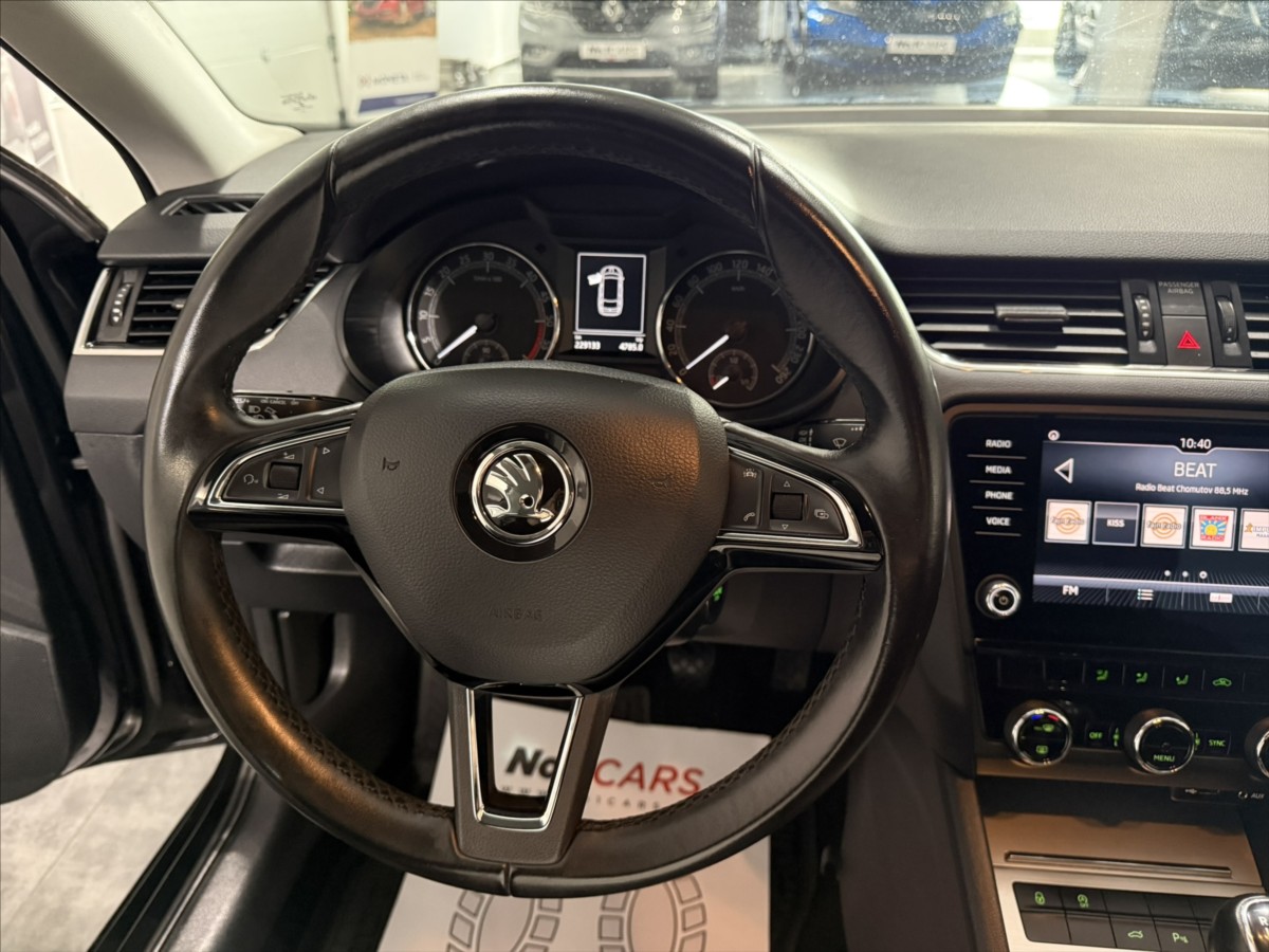 skoda-octavia-1-6-tdi-85kw-key-less-navi - 7