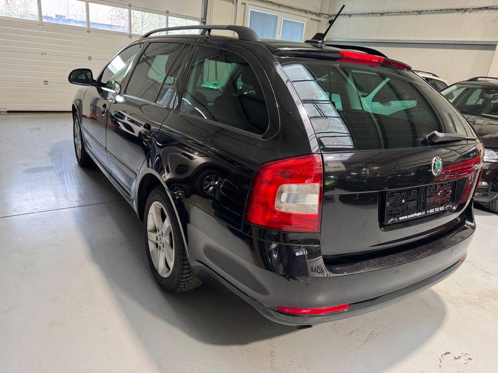 skoda-octavia-combi-1-2-tsi-ambition - 3