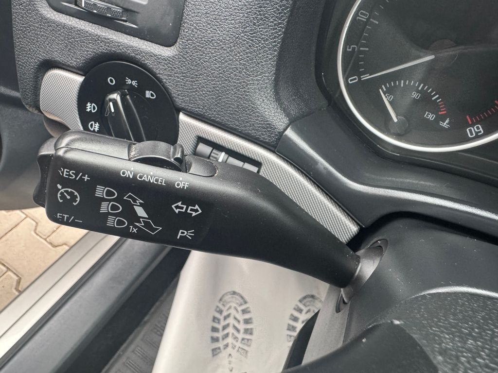 skoda-octavia-2-0-tdi-elegance - 8