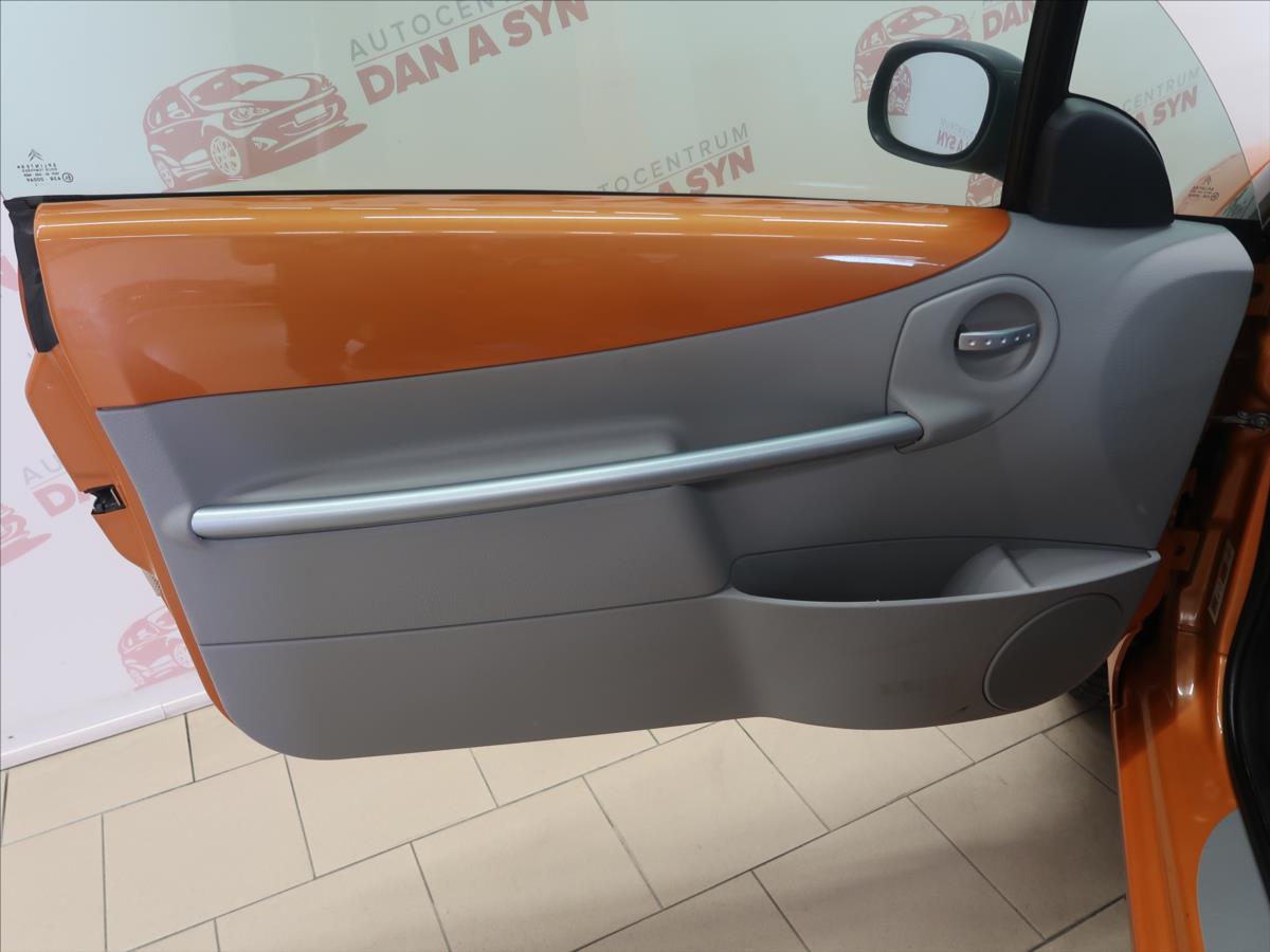 citroen-c3-1-4-i-pluriel - 9