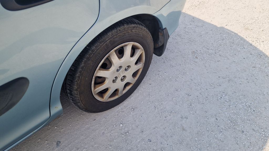 honda-civic-1-4-16-v - 8