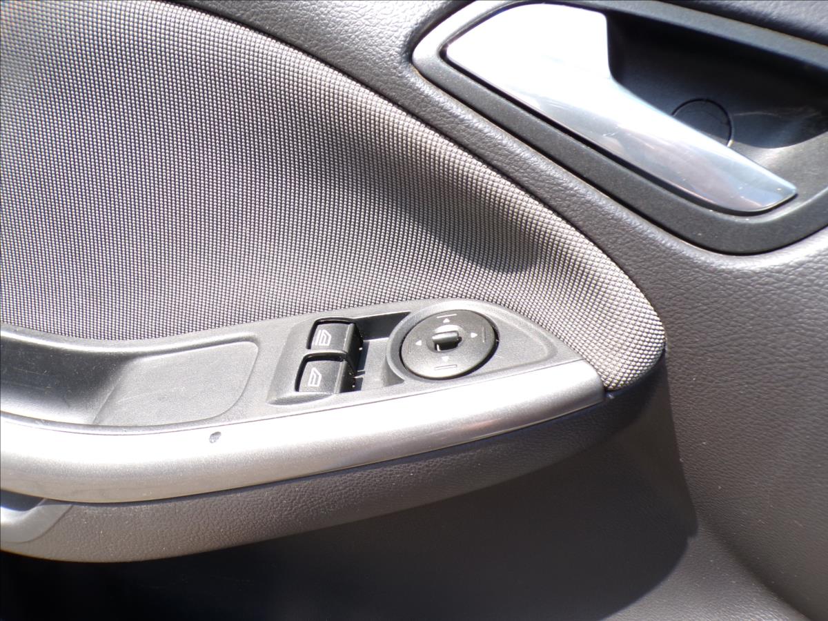 ford-focus-1-6-tdci - 9