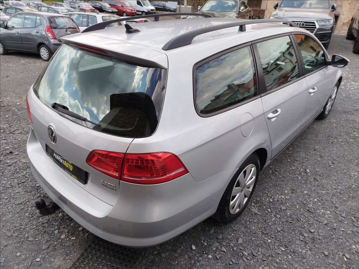 volkswagen-passat-2-0-tdi-103kw-kamera-tz-10xairbag - 5