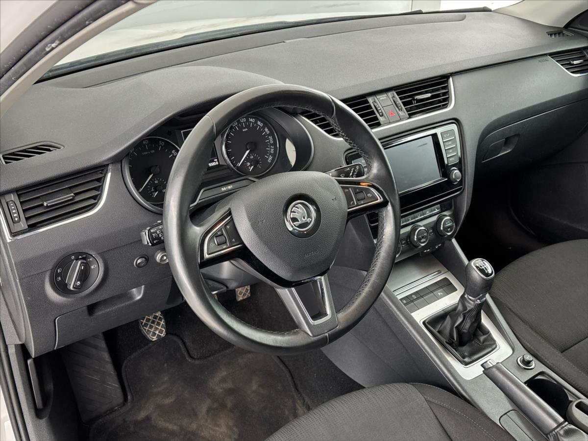 skoda-octavia-1-4-tsi-style - 5