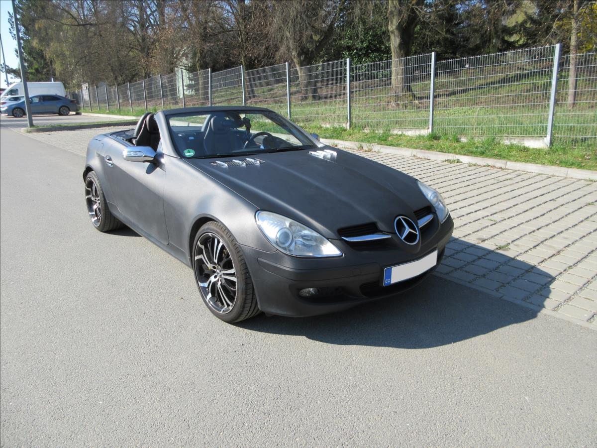 Mercedes-Benz SLK 3,5 i V6 200 Kw, Harman/kardon, Navi, 18"ALU