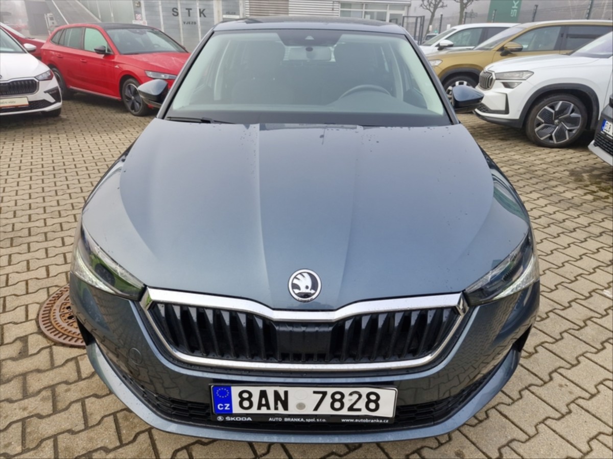 skoda-scala-1-0-tsi-ambition-81kw-drive - 2