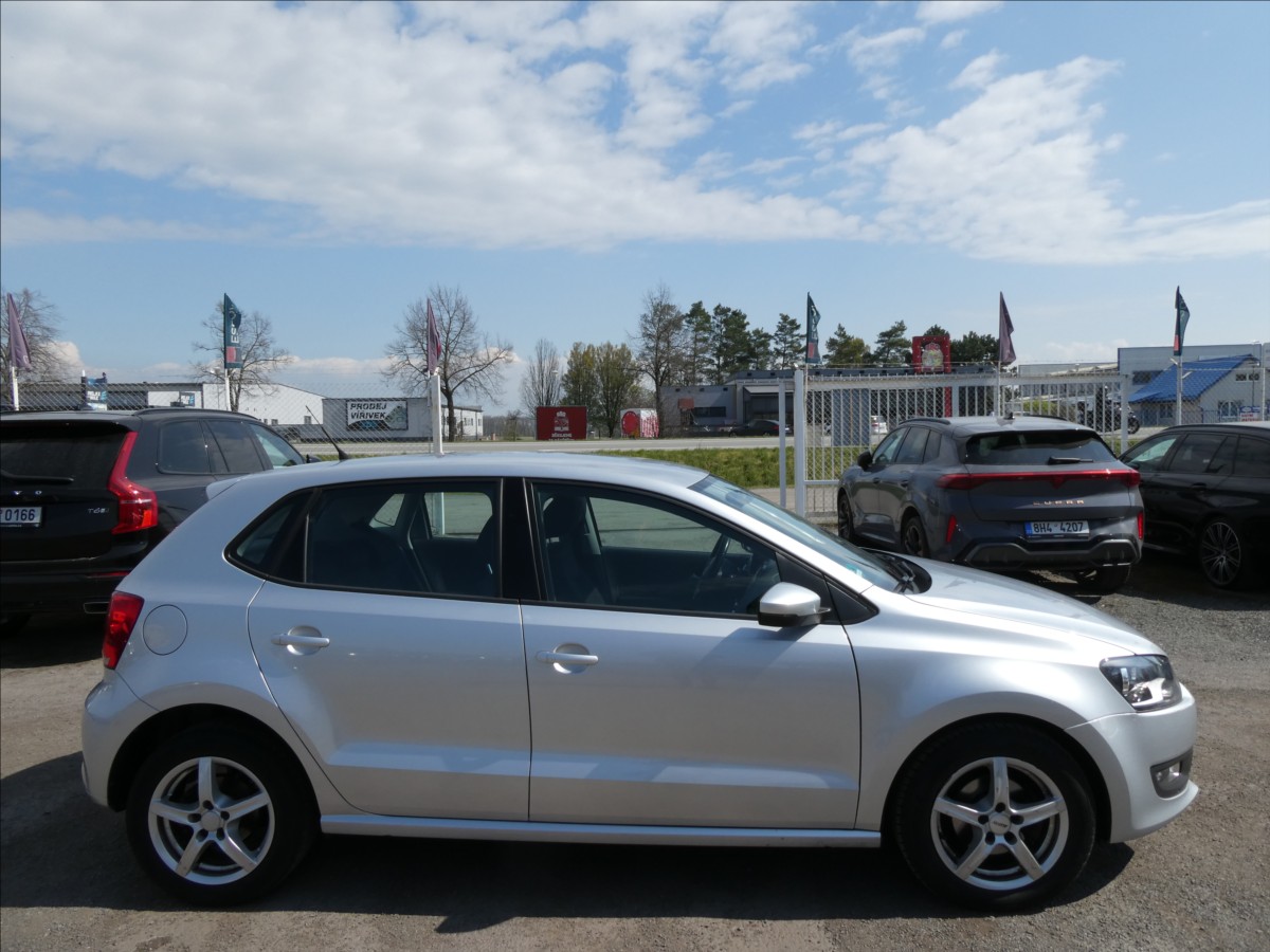 volkswagen-polo-1-2-tsi-66kw-po-servise - 9