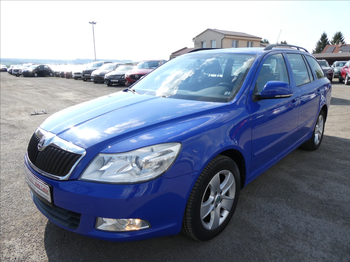 skoda-octavia-1-4-tsi-90kw-combi-ambiente - 2