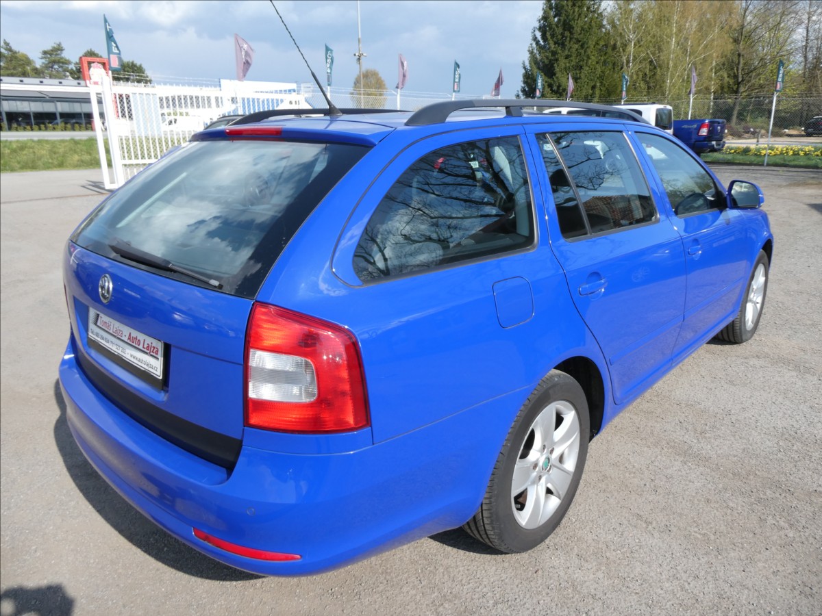 skoda-octavia-1-4-tsi-90kw-combi-ambiente - 8