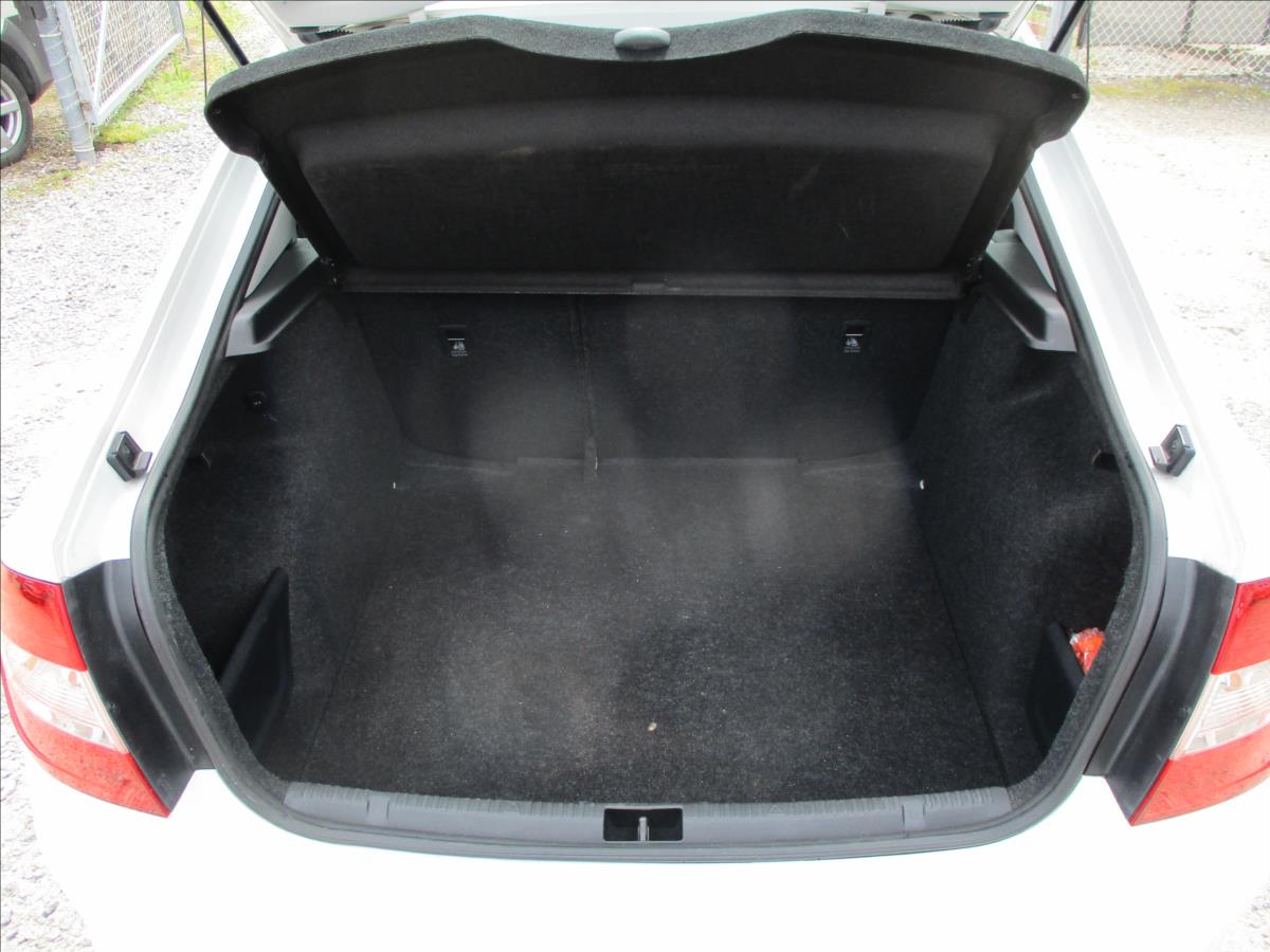 skoda-rapid-1-2-tsi-66kw-ambiente-czauto-dph - 8