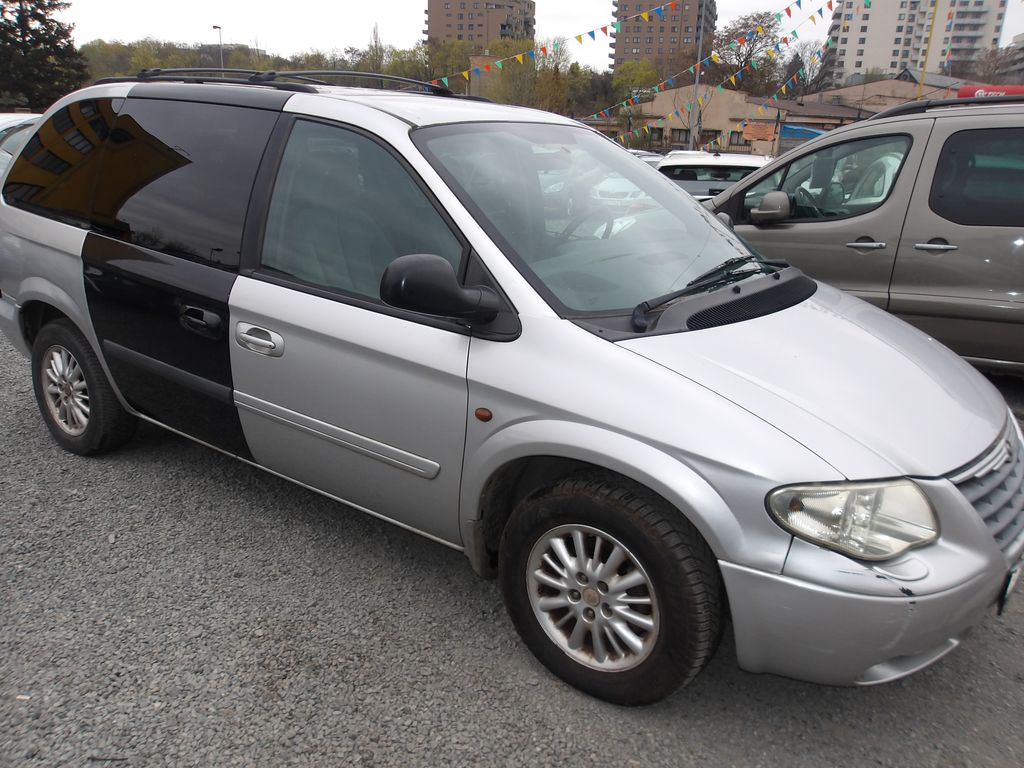 chrysler-voyager-2-5-crd-105kw - 3