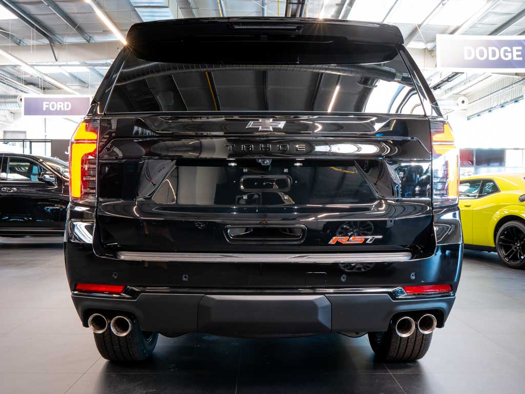 chevrolet-tahoe-6-2-v8-4wd-rst-8-mist - 4