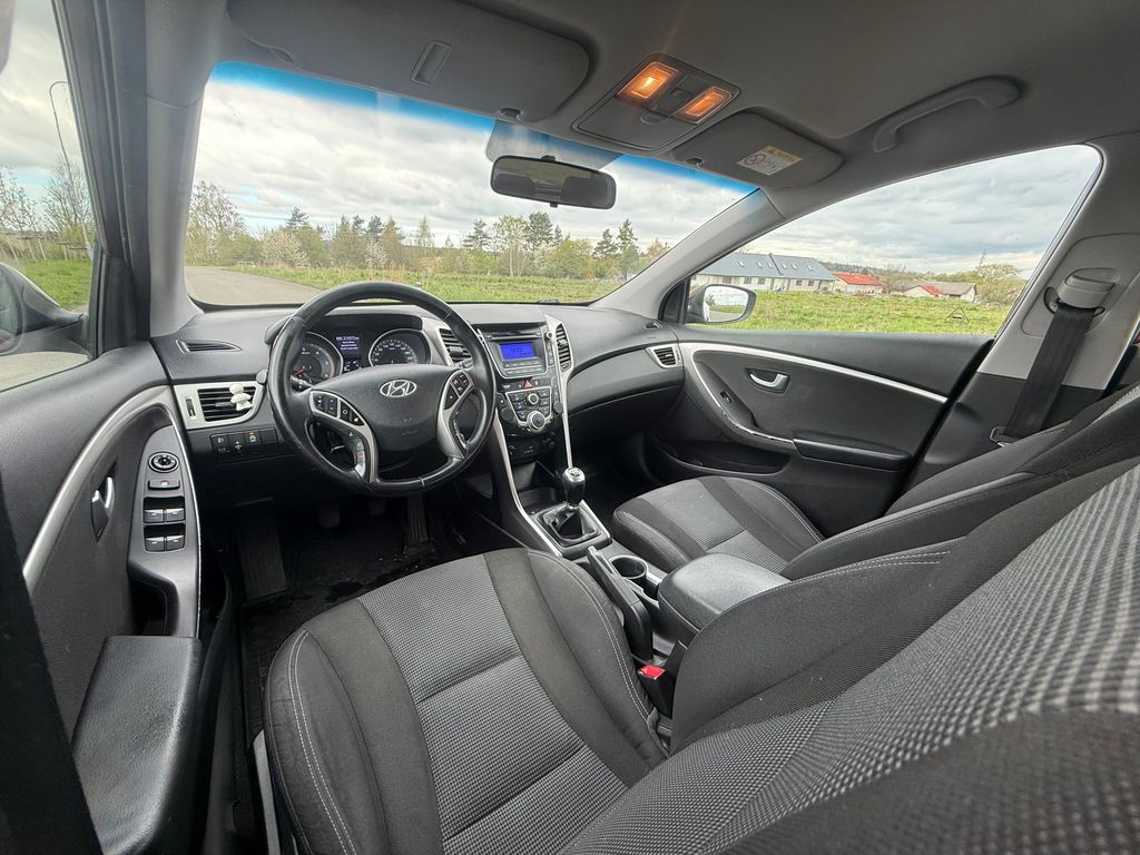 hyundai-i30-comfort-1-6-81-kw - 8