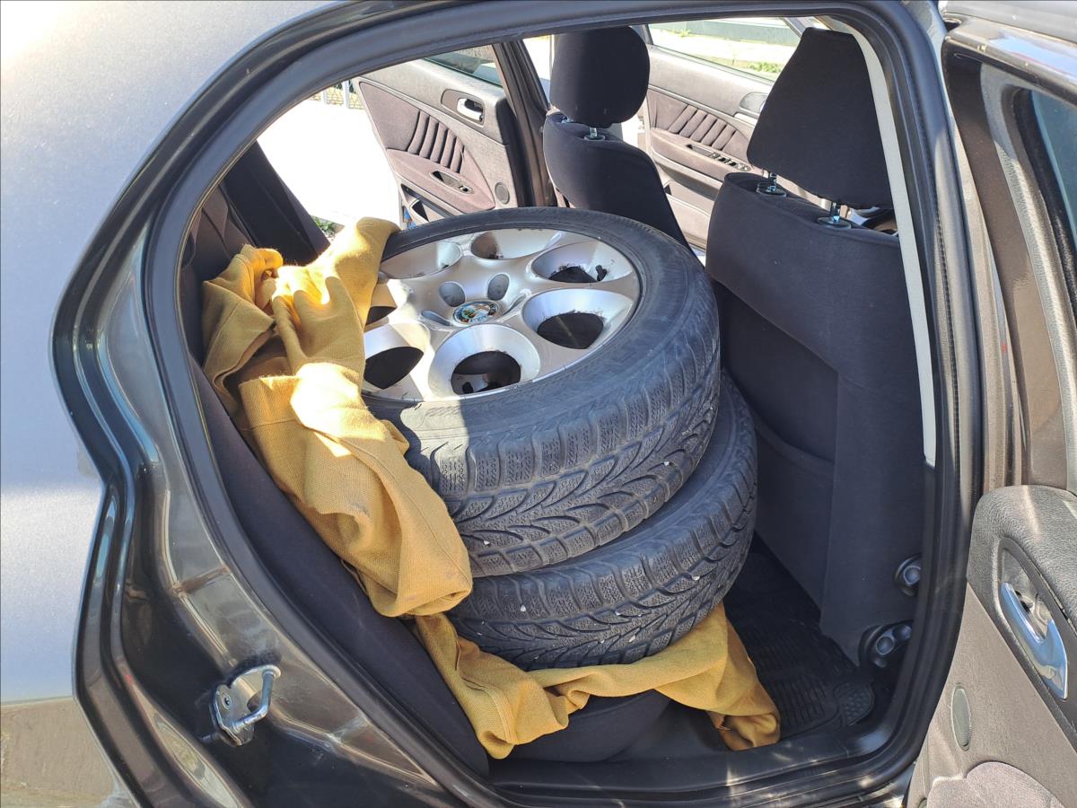 alfa-romeo-159-1-9-jtd - 6