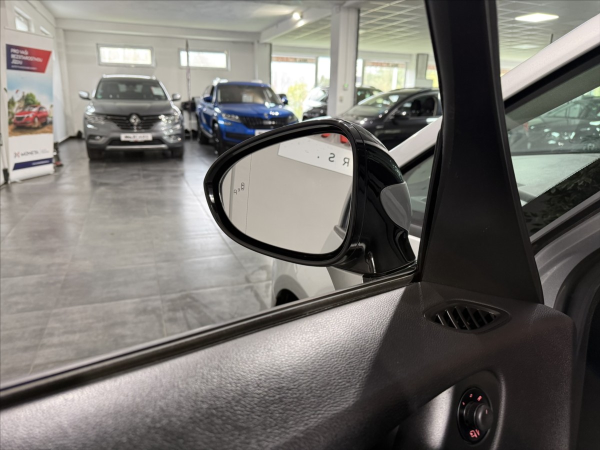 opel-zafira-1-4-turbo-cosmo-vyhrev-tz - 7