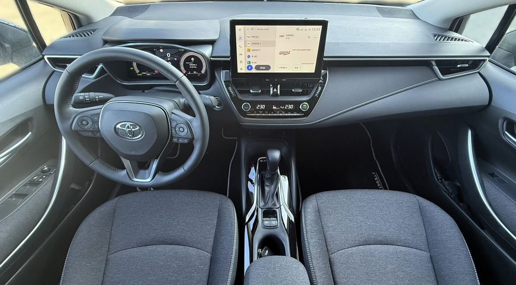 toyota-corolla-comfort-tech - 5