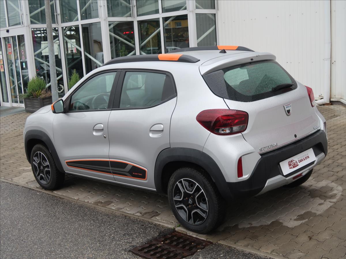 dacia-spring-0-0-comfort-plus-1-majitel - 3