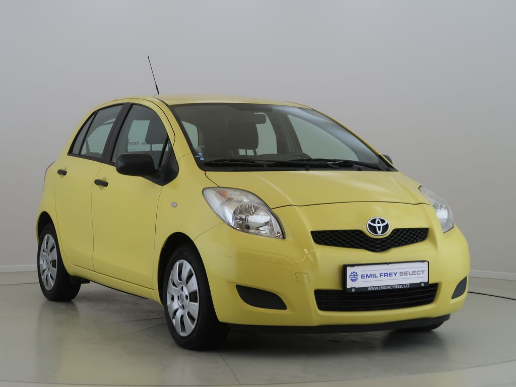 toyota-yaris-1-3vvt-i-74kw-cz-1maj-manual - 2
