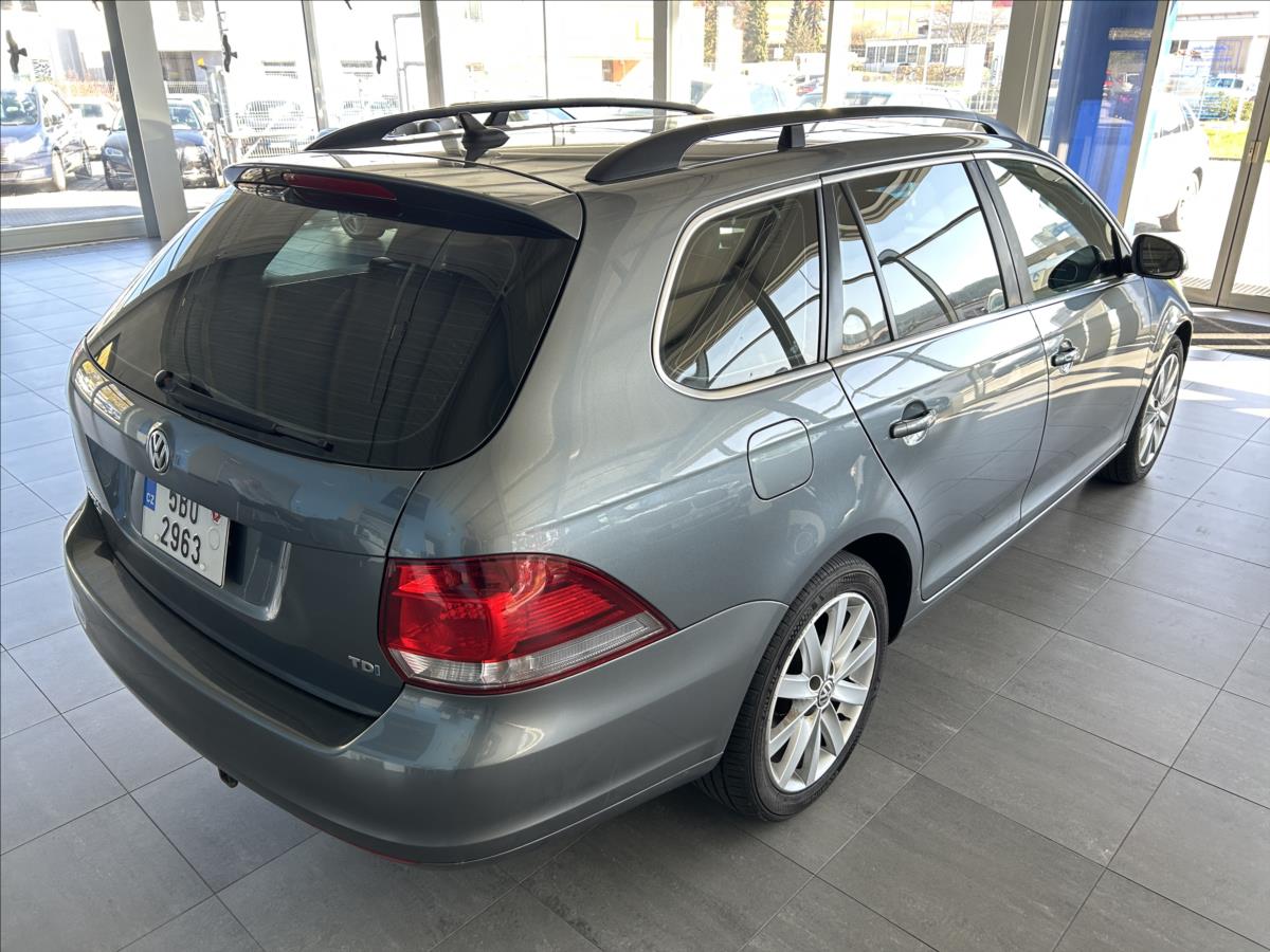 volkswagen-golf-2-0-tdi-103kw-jetta-usa-kuze - 5