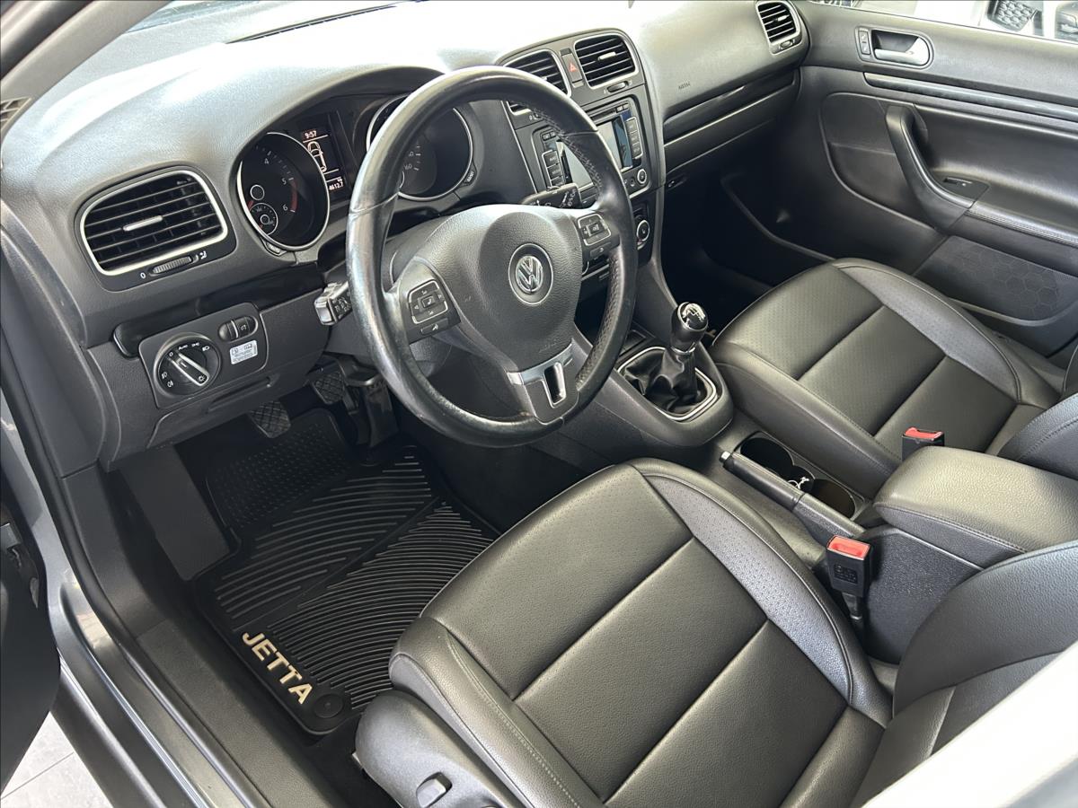volkswagen-golf-2-0-tdi-103kw-jetta-usa-kuze - 6