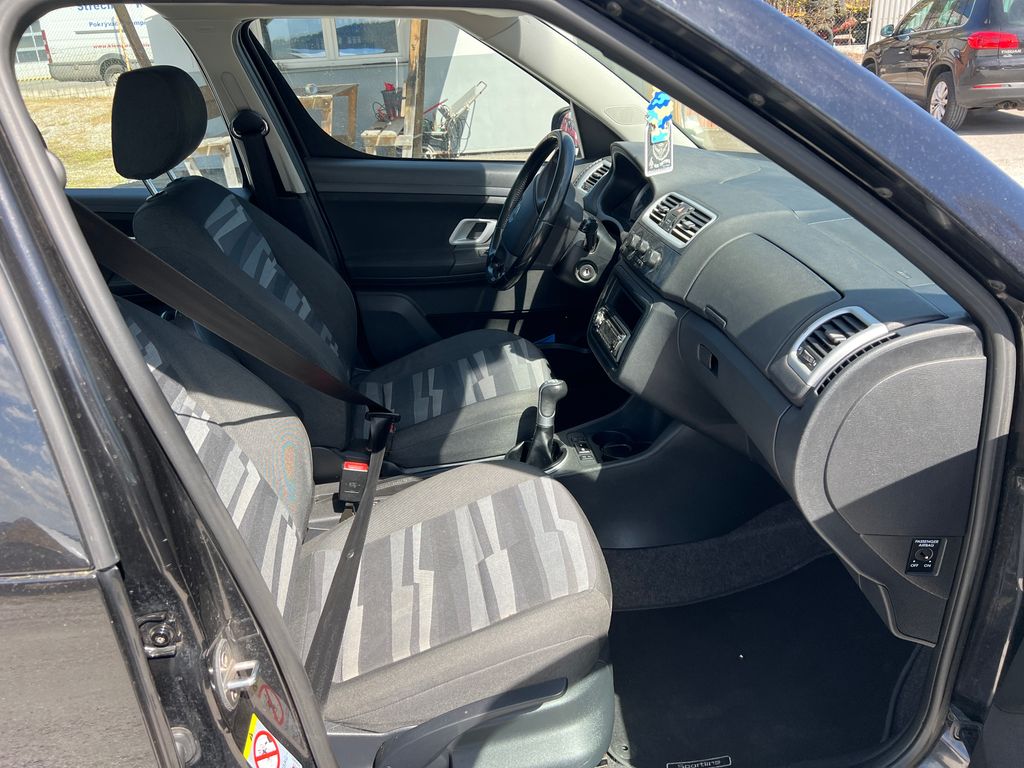 skoda-roomster-1-6-i - 5