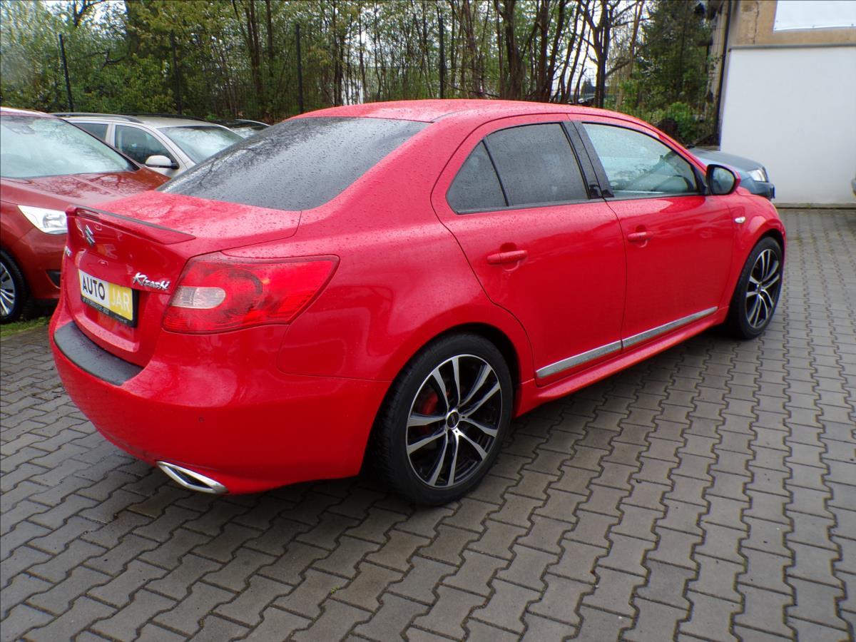 suzuki-kizashi-2-4-i-4x4-automat - 3