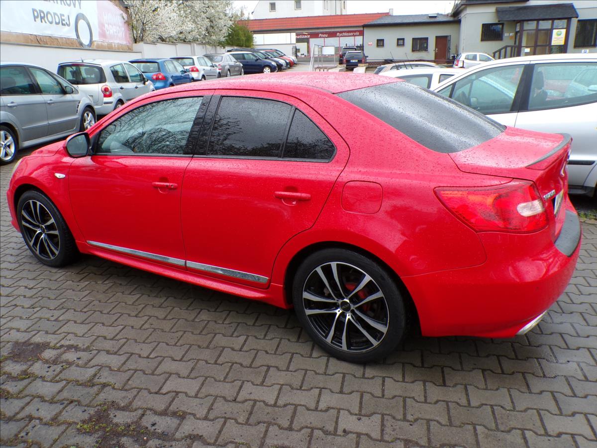 suzuki-kizashi-2-4-i-4x4-automat - 5