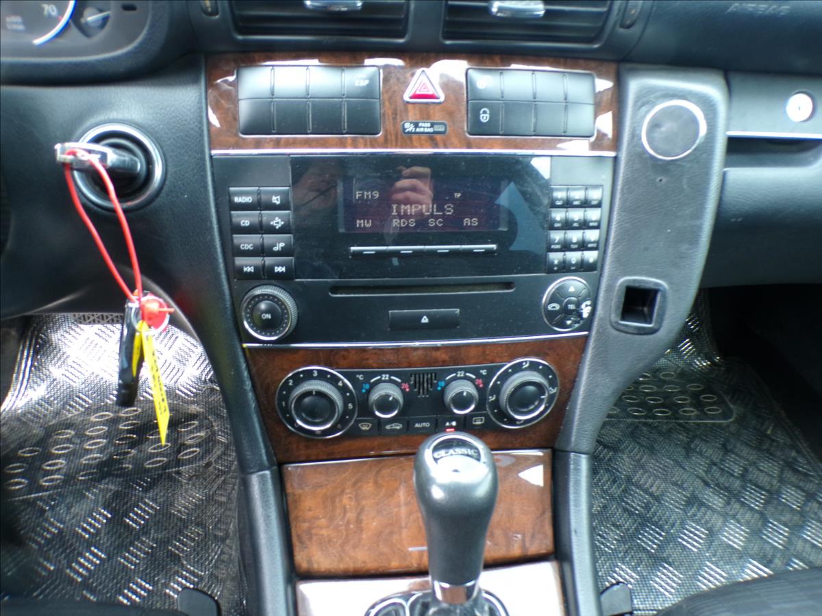 mercedes-benz-tridy-c-1-8-i-automat-lpg - 8