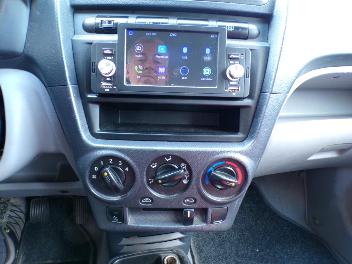 kia-picanto-1-1-i-klimatizace - 8