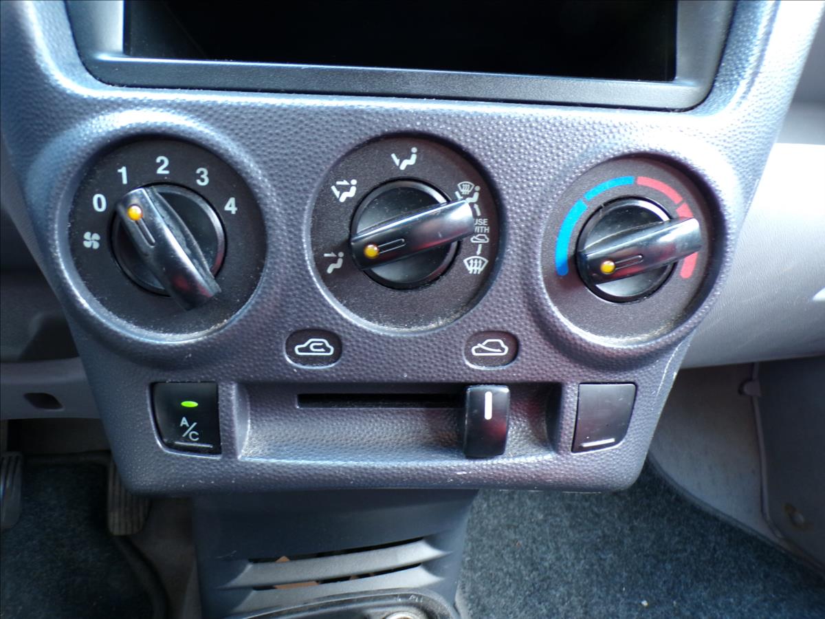 kia-picanto-1-1-i-klimatizace - 9