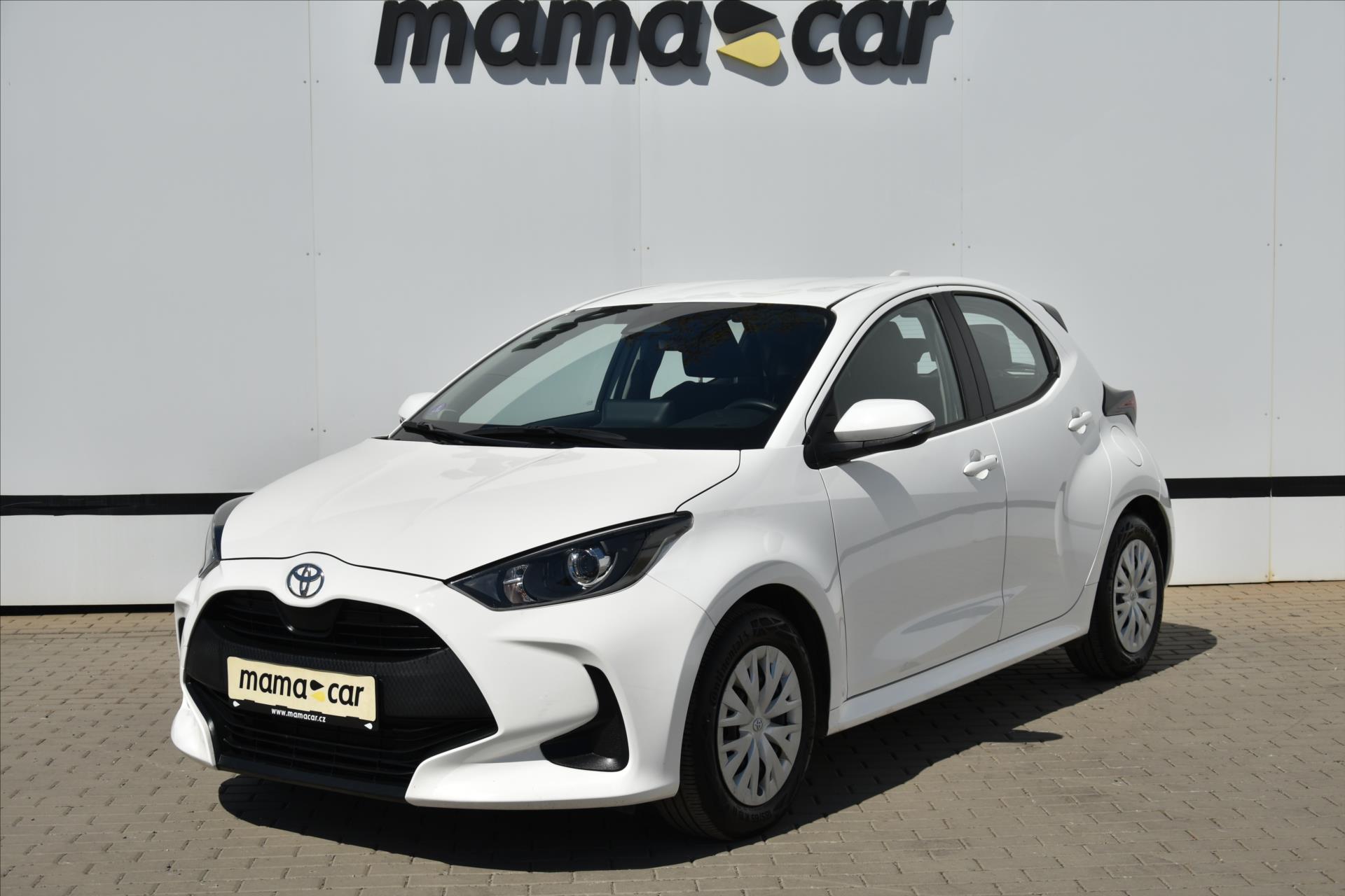 toyota-yaris-1-5-hybrid-e-cvt-a-t-acc - 2