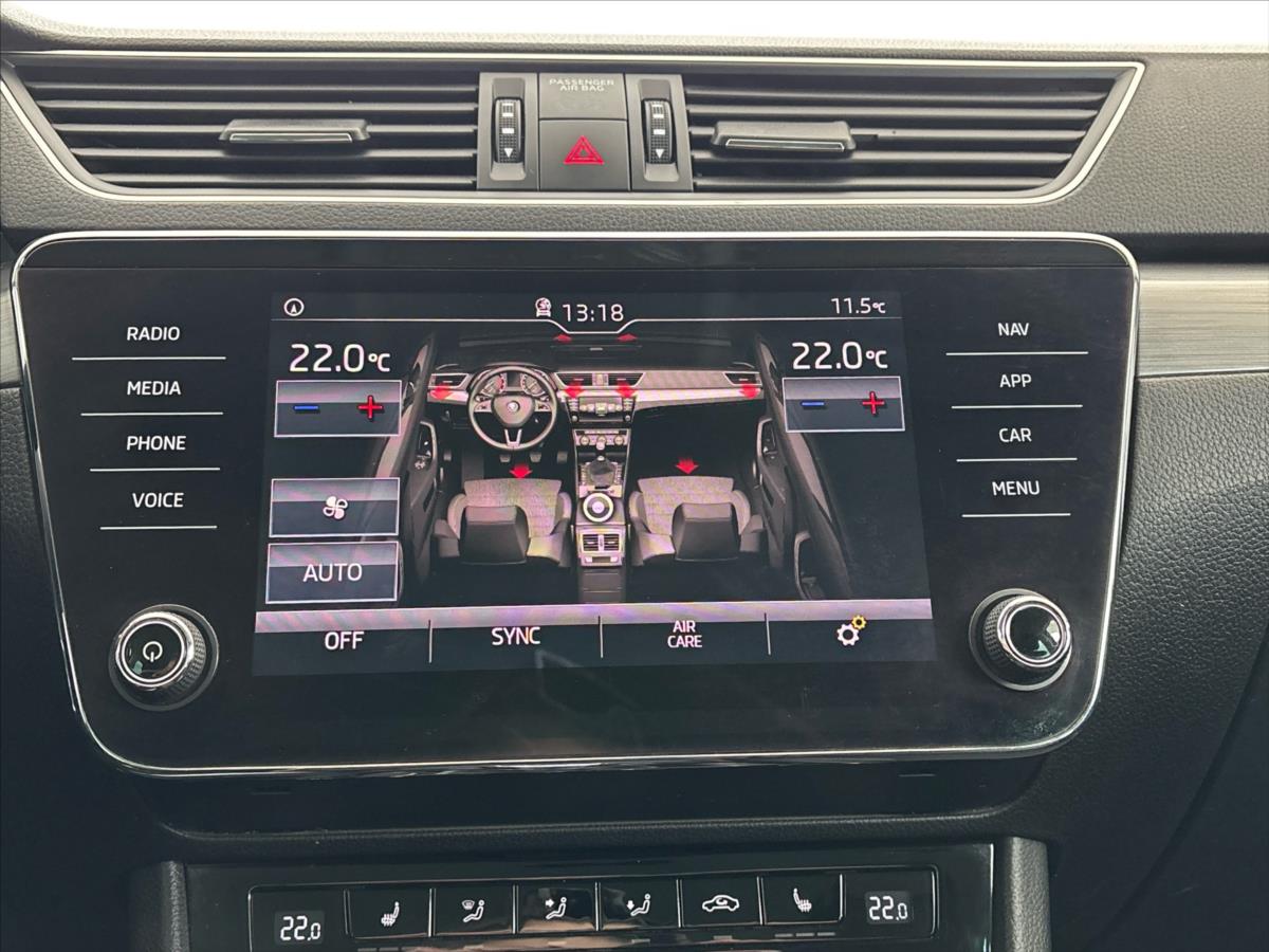 skoda-superb-2-0-tdi-style-7dsg - 8