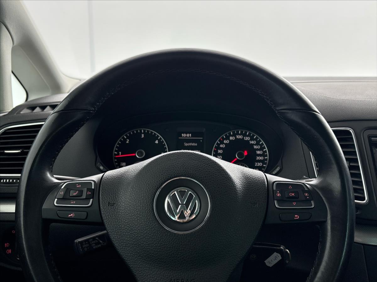 volkswagen-sharan-2-0-tdi-comfortline - 9