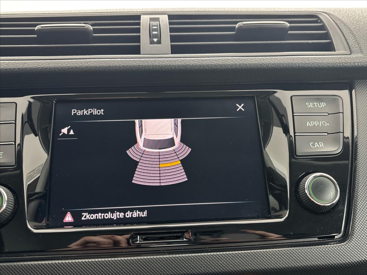 skoda-fabia-1-0-tsi-ambition-plus - 6