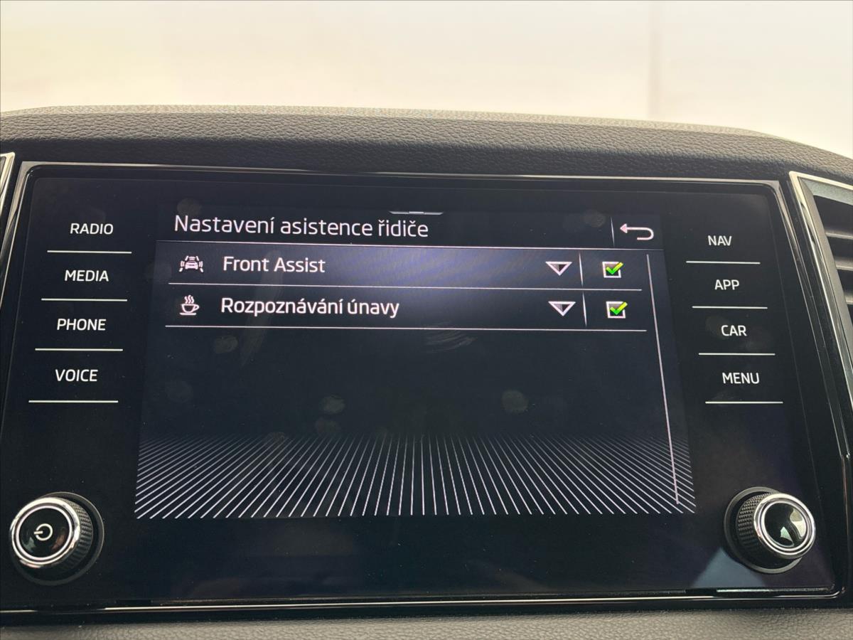 skoda-karoq-1-5-tsi-ambition-clever-7dsg - 9