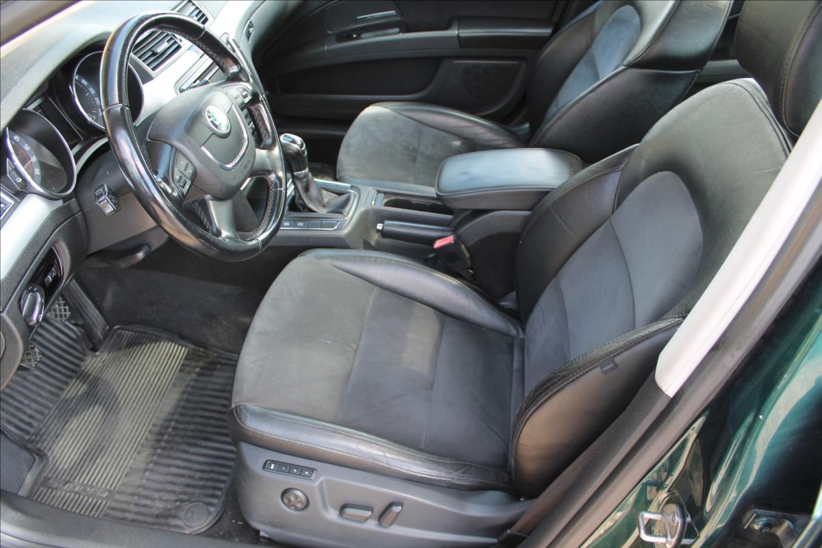 skoda-superb-2-0-tdi-125kw-elegance - 6