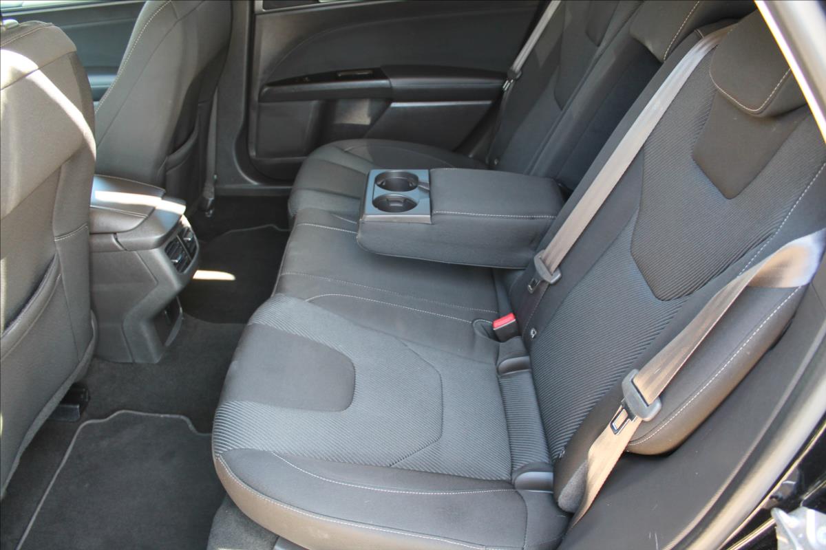 ford-mondeo-2-0-tdci-132kw-titanium-manual - 7