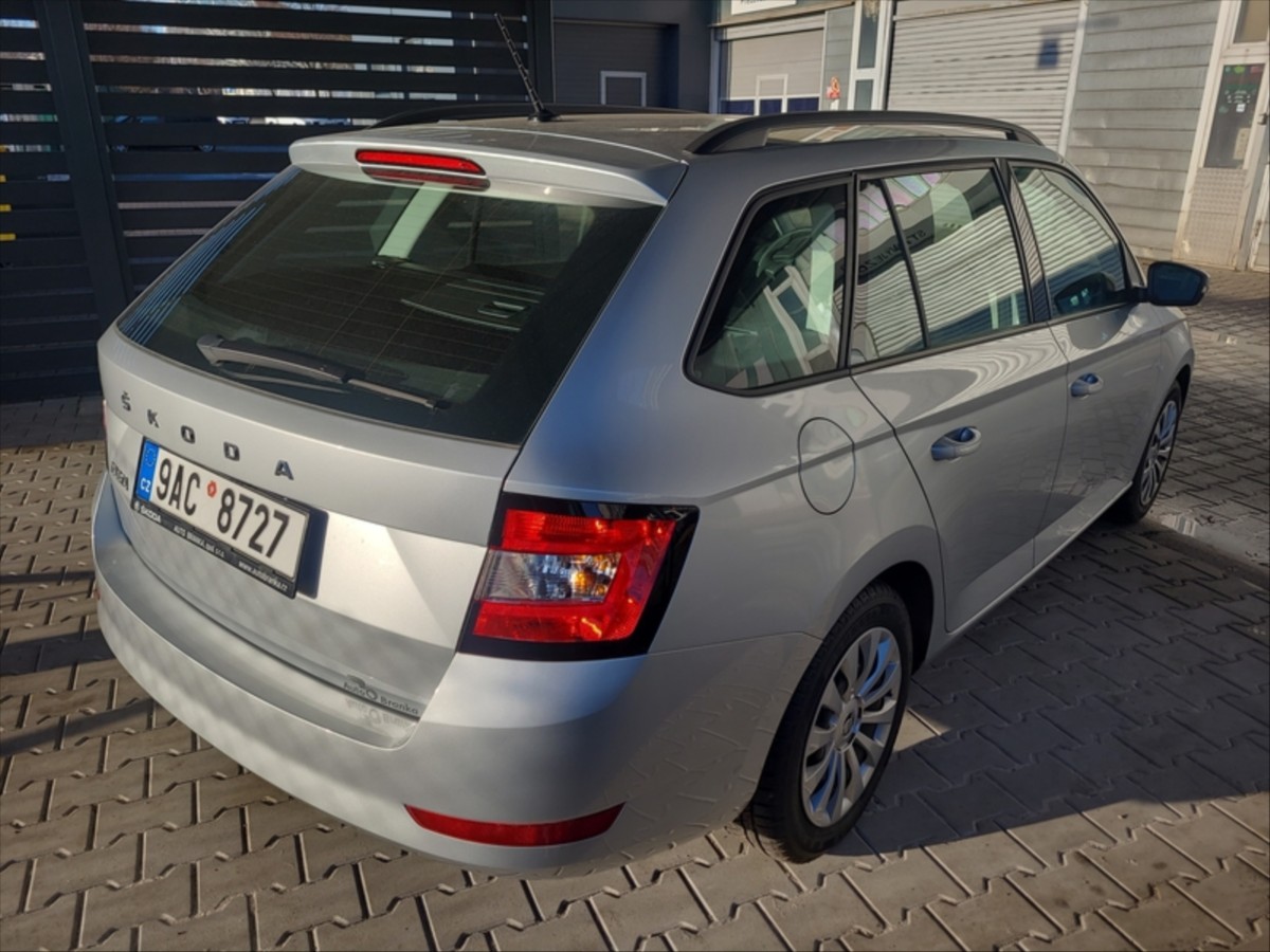 skoda-fabia-1-0-tsi-combi-70kw - 1