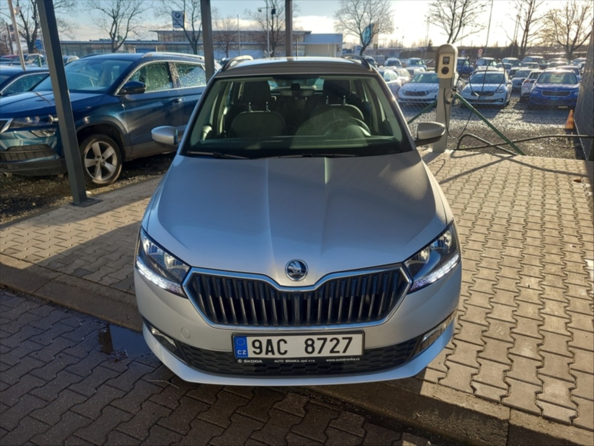 skoda-fabia-1-0-tsi-combi-70kw - 4