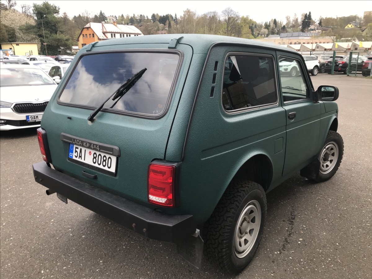 lada-niva-1-7-i-4x4 - 6