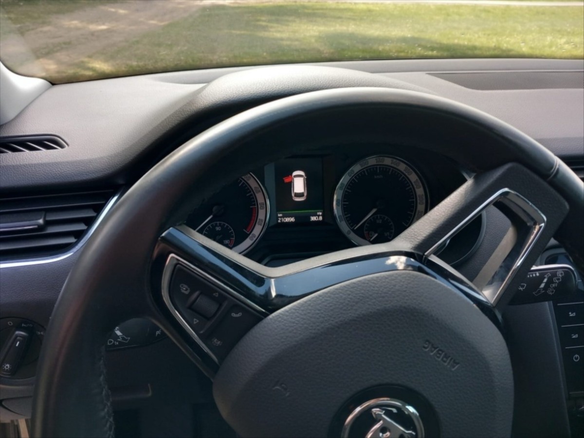 skoda-octavia-1-6-3-facelift - 8