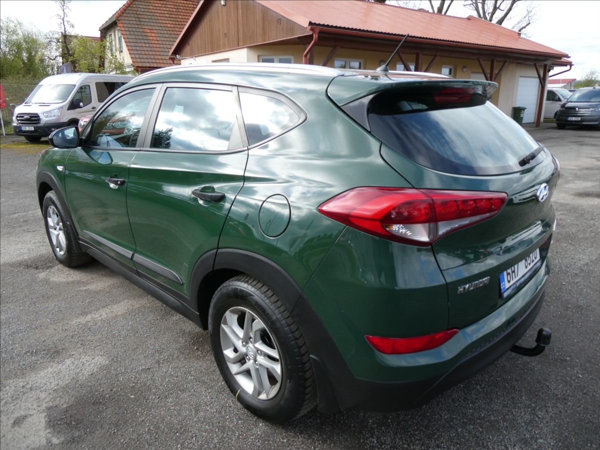 hyundai-tucson-2-0-crdi-100kw-awd-2x-kola-cr - 6