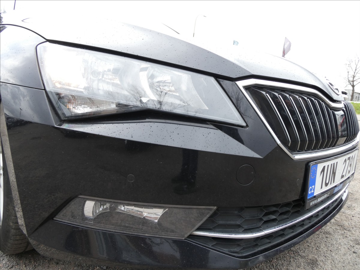 skoda-superb-1-6-tdi-88kw-dph-2x-kola - 4