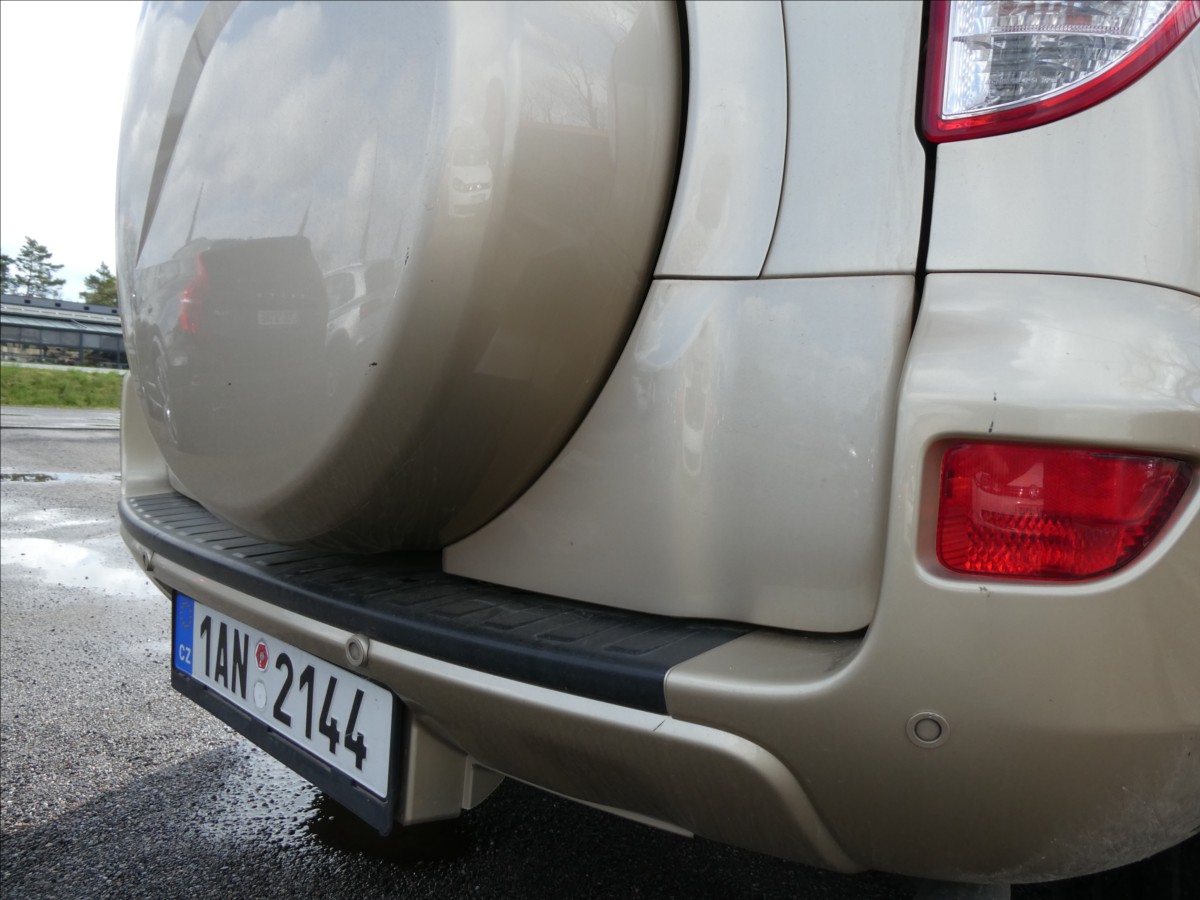 toyota-rav4-2-2-d-4d-110kw-4x4-cr-2-majitel - 8