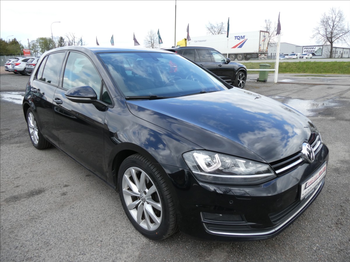 Volkswagen Golf 2,0 TDi 110kW NAVI,DIGIT.KLIMA