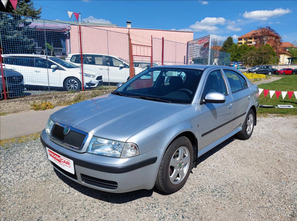 Škoda Octavia 1,6 i Tour odpočet DPH